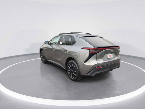 New 2026 Toyota bZ XLE Plus image 6