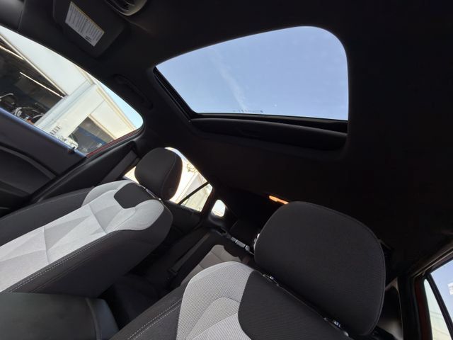 New 2026 Chevrolet Trax RS w/ Sunroof Package FWD image 19