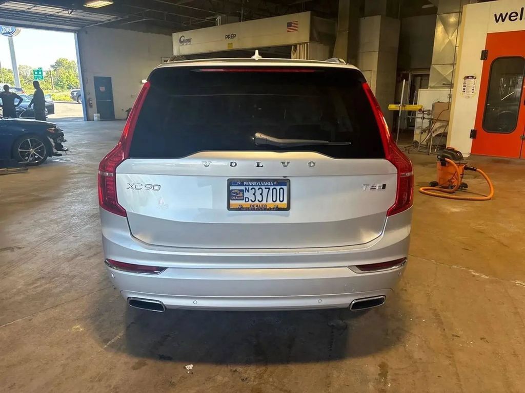 Used 2018 Volvo XC90 T6 Inscription w/ Luxury Package AWD/4WD image 4