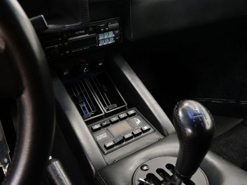 Used 1989 Lamborghini Countach Coupe RWD image 30