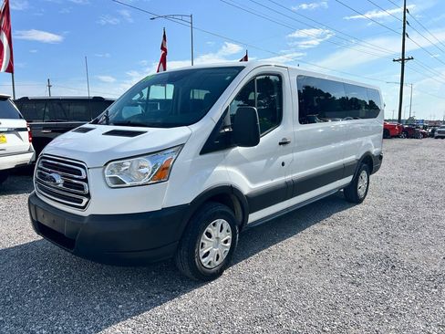 Used 2019 Ford Transit 350 XLT RWD image 15
