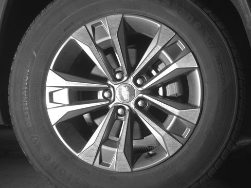 Used 2025 Chevrolet Equinox LT image 13