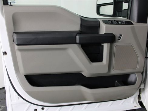 Used 2021 Ford F350 XL w/ Power Equipment Group image 14