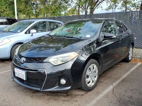Used 2015 Toyota Corolla S FWD image 1