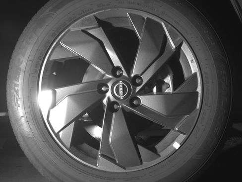 Used 2025 Nissan Rogue SV image 13