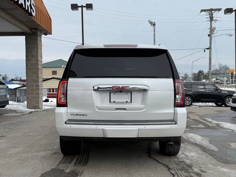Used 2019 GMC Yukon Denali image 11