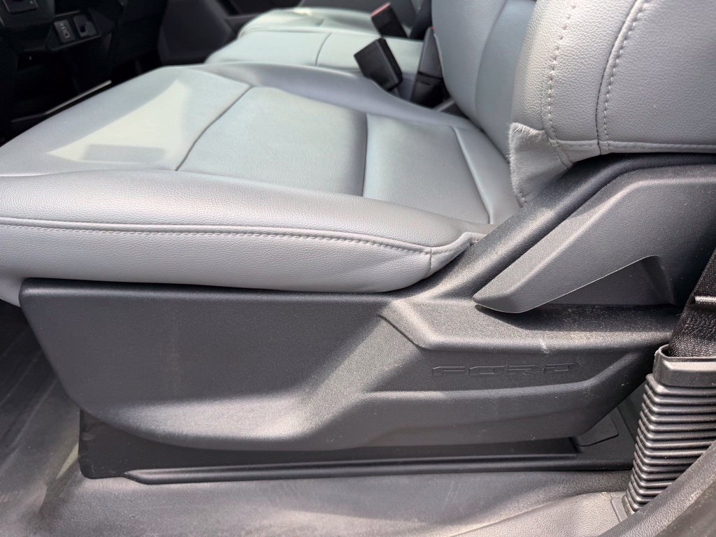 Used 2025 Ford F150 XL AWD/4WD image 16