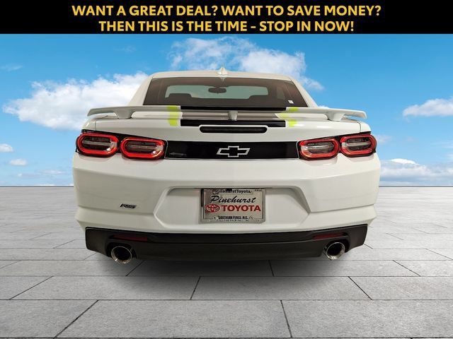 Used 2023 Chevrolet Camaro LT RWD image 7