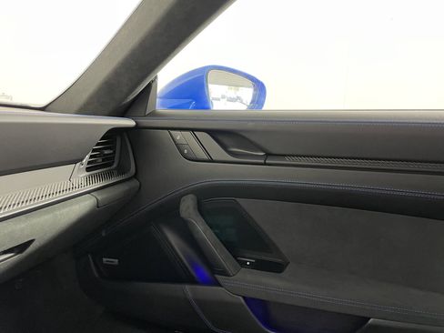 Used 2022 Porsche 911 GT3 image 14