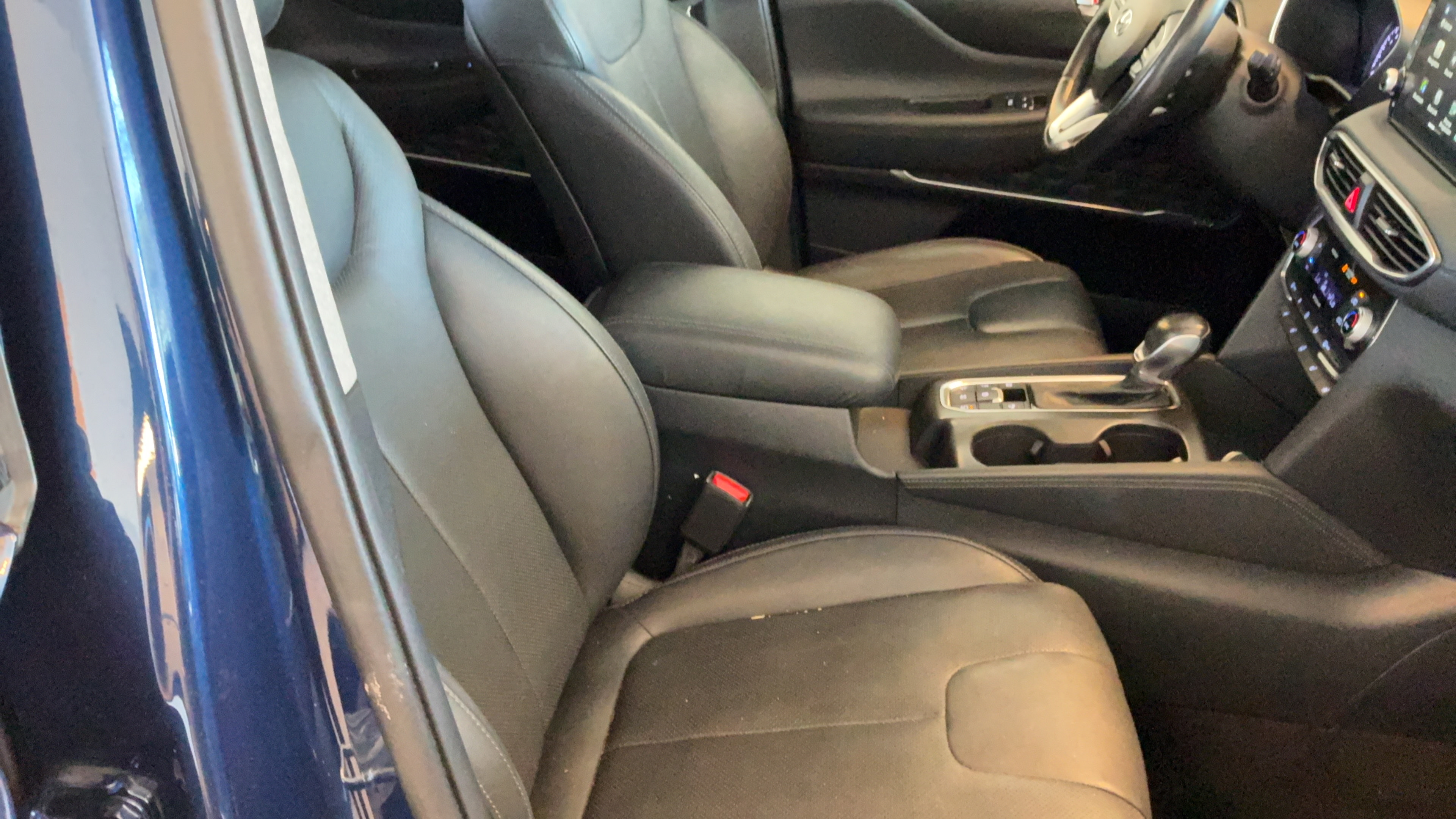 Used 2020 Hyundai Santa Fe Limited AWD/4WD image 42