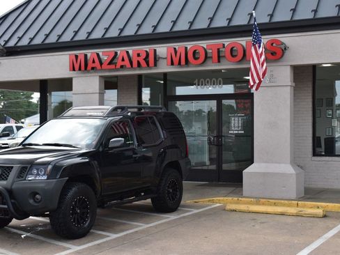 Used 2010 Nissan Xterra X AWD/4WD image 8