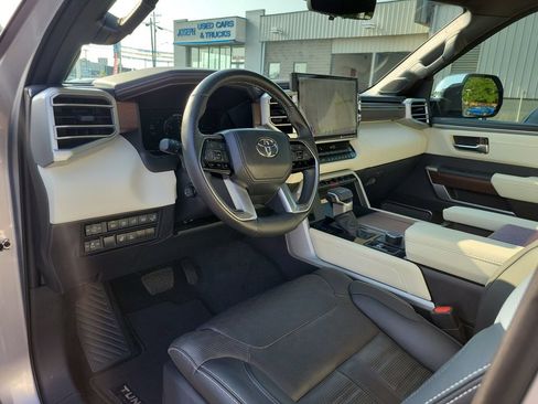 Used 2024 Toyota Tundra Capstone AWD/4WD image 20