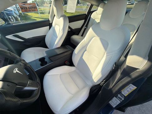Used 2019 Tesla Model 3 Mid Range RWD image 24