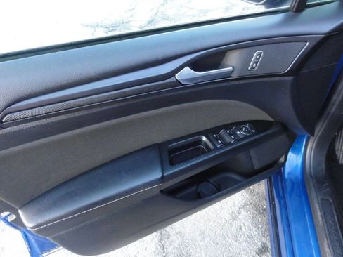 Used 2018 Ford Fusion SE w/ Equipment Group 201A image 37