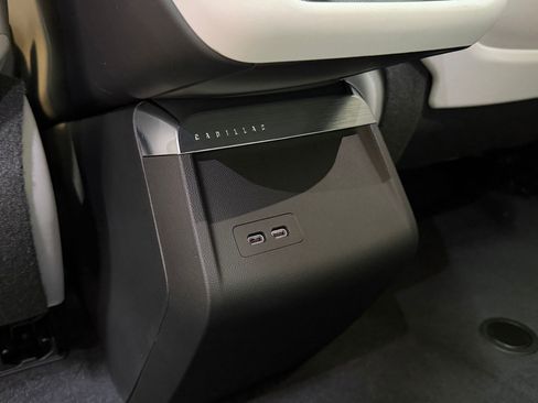 New 2026 Cadillac Lyriq Sport AWD/4WD image 41