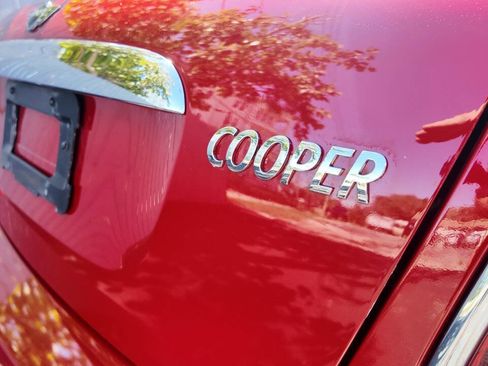Used 2010 MINI Cooper Hardtop FWD image 11