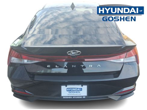 Used 2023 Hyundai Elantra SEL image 7
