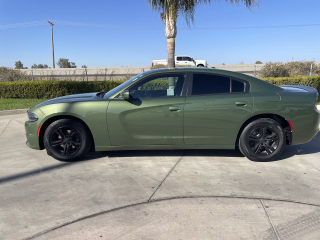 Used 2021 Dodge Charger SXT w/ Cold Weather Package RWD image 5