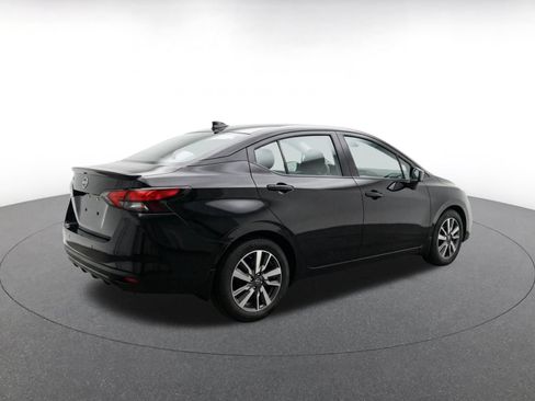 Used 2025 Nissan Versa SV FWD image 9