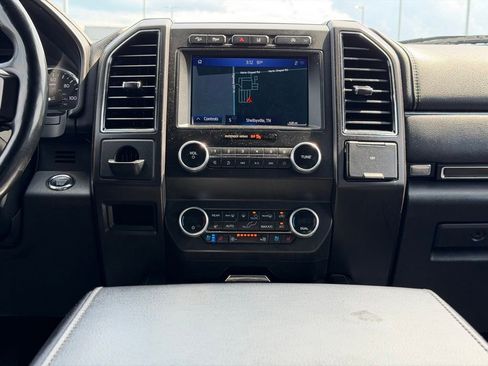Used 2021 Ford Expedition Max Limited AWD/4WD image 16