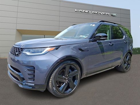 Used 2025 Land Rover Discovery Dynamic SE AWD/4WD image 1