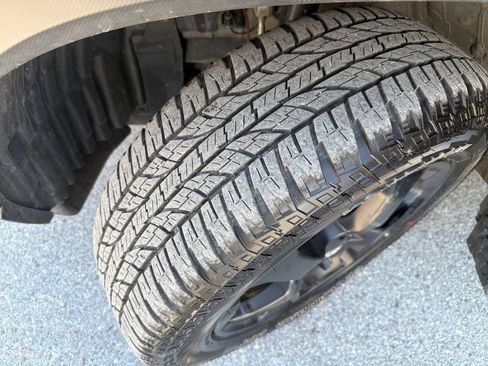 Certified 2025 Subaru Forester Wilderness AWD/4WD image 40