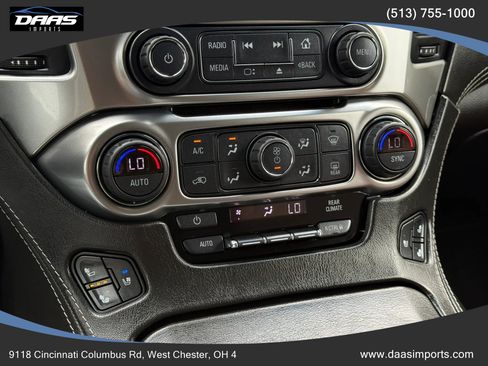 Used 2019 Chevrolet Suburban Premier w/ Premier Plus Edition AWD/4WD image 63