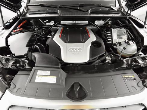 Used 2019 Audi SQ5 Prestige w/ Prestige Package image 20