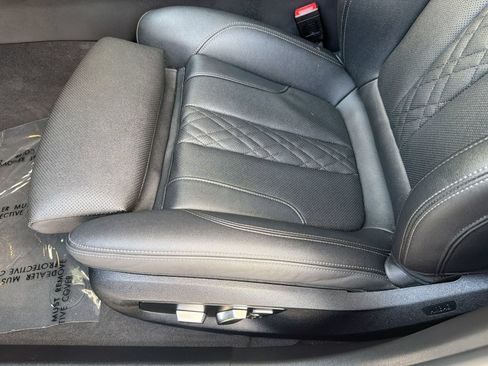 Used 2023 BMW 530i w/ Convenience Package RWD image 15