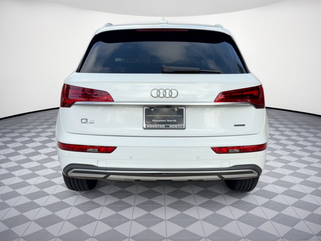 Used 2023 Audi Q5 2.0T Premium Plus w/ Premium Plus Package AWD/4WD image 11