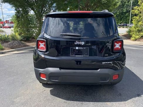 Used 2017 Jeep Renegade Sport w/ Power & Air Group FWD image 7