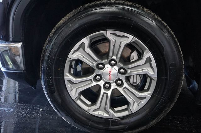 Used 2025 GMC Sierra 1500 SLT AWD/4WD image 5