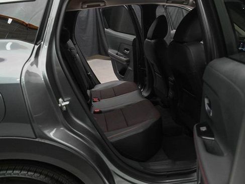 New 2025 Nissan Kicks SR image 18