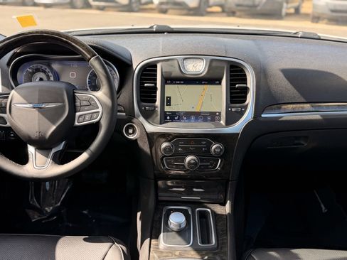 Used 2017 Chrysler 300 C w/ Safetytec Plus Group image 24