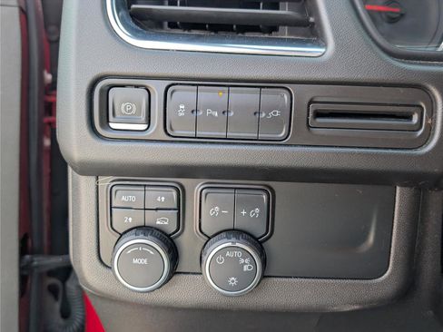 Used 2021 Chevrolet Tahoe LT w/ Rear Media and Nav Package image 25