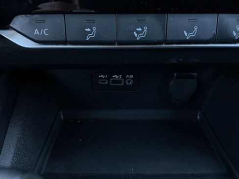 Used 2025 Nissan Altima 2.5 SV image 25