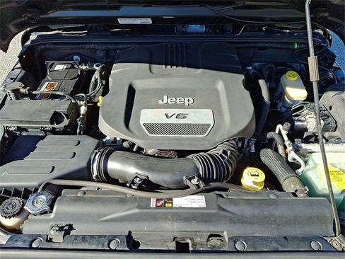 Used 2014 Jeep Wrangler Unlimited Sport w/ Quick Order Package 24S image 26