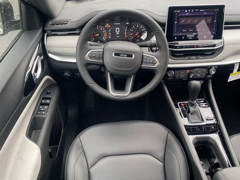 New 2026 Jeep Compass Limited image 35
