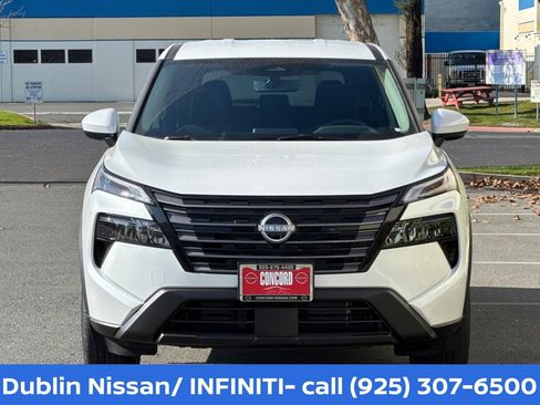 New 2026 Nissan Rogue SV w/ Cold Weather Package FWD image 9