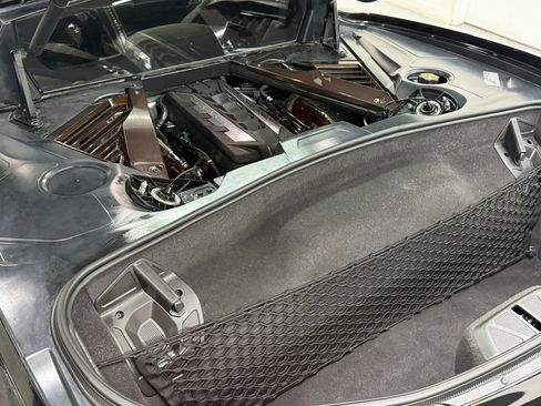 Used 2021 Chevrolet Corvette Stingray Premium Cpe w/ Z51 Performance Package image 31