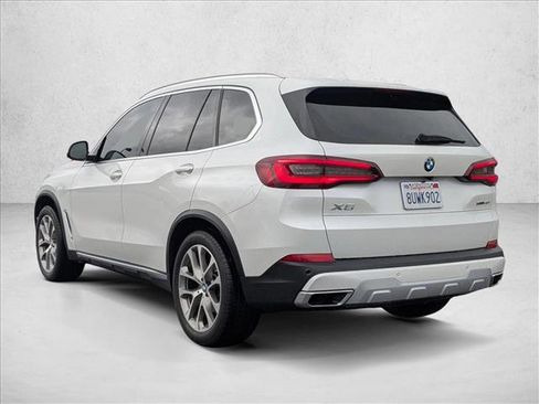 Certified 2021 BMW X5 xDrive40i w/ Premium Package image 8