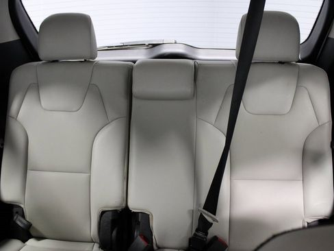 Used 2022 Kia Telluride EX w/ EX Premium Package image 24