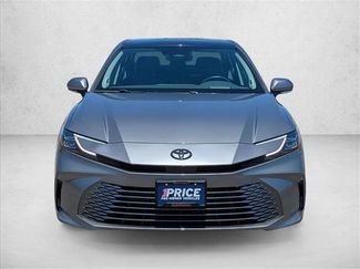Used 2025 Toyota Camry XLE FWD video 2