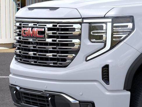 New 2026 GMC Sierra 1500 Denali w/ Denali Reserve Package AWD/4WD image 13
