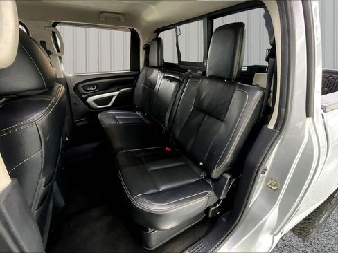 Used 2016 Nissan Titan PRO-4X AWD/4WD image 17