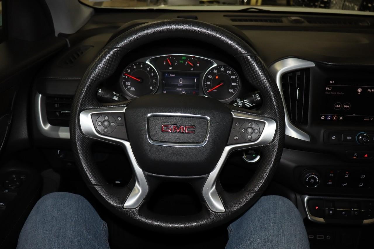 Used 2024 GMC Terrain SLE AWD/4WD image 14