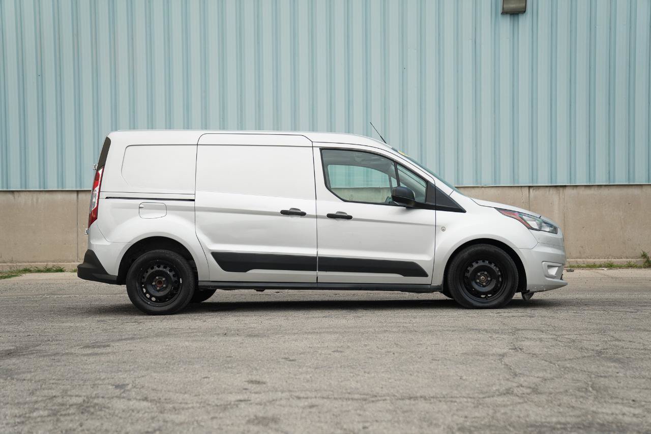 Used 2022 Ford Transit Connect XLT FWD image 9