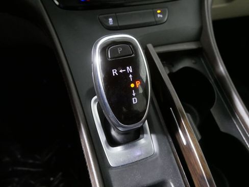 Used 2017 Buick LaCrosse Preferred image 25