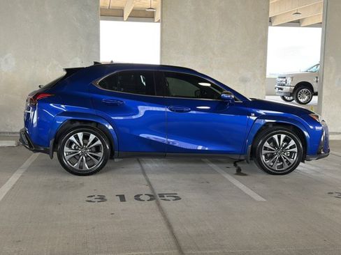 Certified 2023 Lexus UX 250h F Sport w/ Accessory Package (Z2) FWD image 4