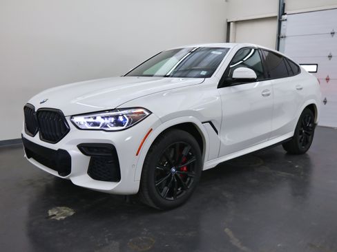 Used 2023 BMW X6 M50i w/ Executive Package image 7
